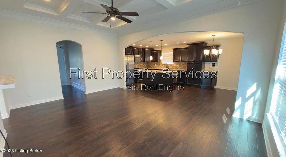 3 bed, 2.0 bath, 1500 sqft, $2,500 — Photo 3