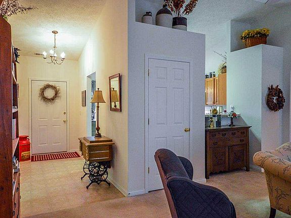 2nd image of 4701 Hartsaw Ct