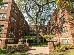 112.5 Lincoln Ave #2H, Riverside, IL 60546