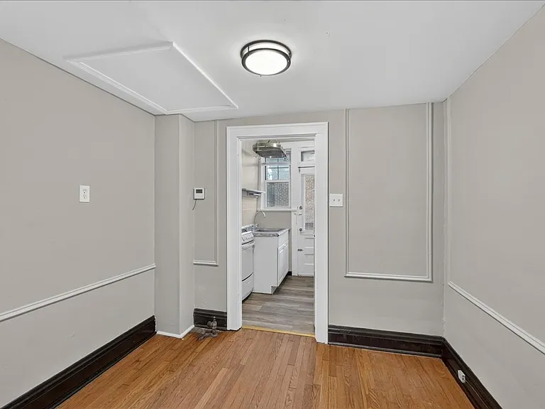 1949 Alfred Ave #3N — Photo 13