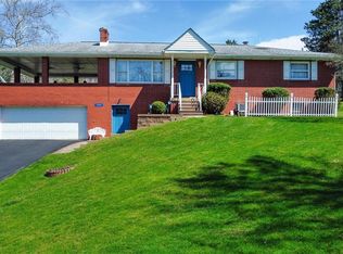 1922 Bantam Ridge Rd, Wintersville, OH 43953