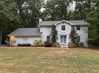 804 Crown Point Rd W, Signal Mountain, TN 37377