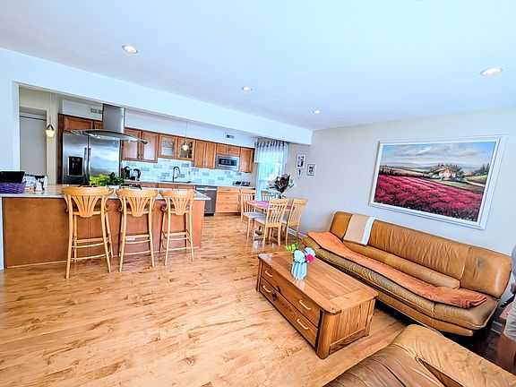 3rd image of 779 Pahl Rd Unit 779