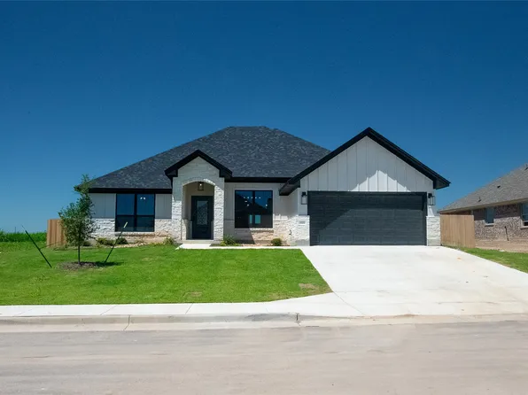 1321 Red Rock Rd, Hewitt, TX 76643