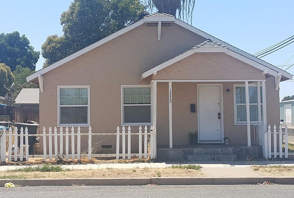 1st image of 602 14th St