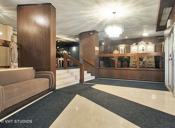 2nd image of 7061 N Kedzie Ave Suite 902
