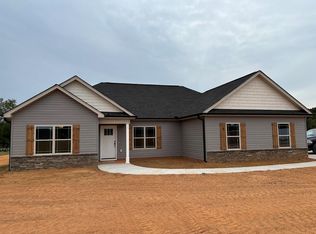 443 Cherokee Creek Rd, Gaffney, SC 29341