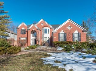 48462 Manhattan Cir, Canton, MI 48188