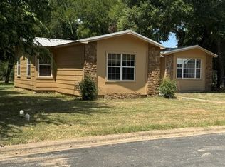 1108 Oak St, Burnet, TX 78611