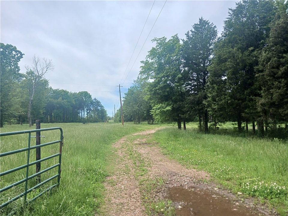 2nd image of 195 County Road 426 #1