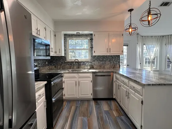 655 Forest Shore Dr, Miramar Beach, FL 32550