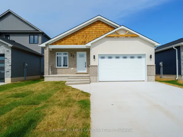 107 Victoria Ave E, South Huron, ON N0M 1M0