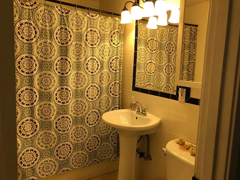 2105 Kuhn St — Photo 12
