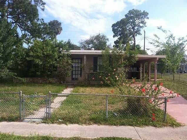 1st image of 8363 Herbison Ave