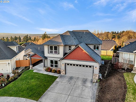 2nd image of 1124 N 9th Way