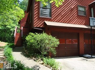 1030 Pine Grove Pointe Dr, Roswell, GA 30075