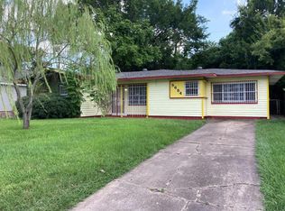 5654 Westover St, Houston, TX 77033