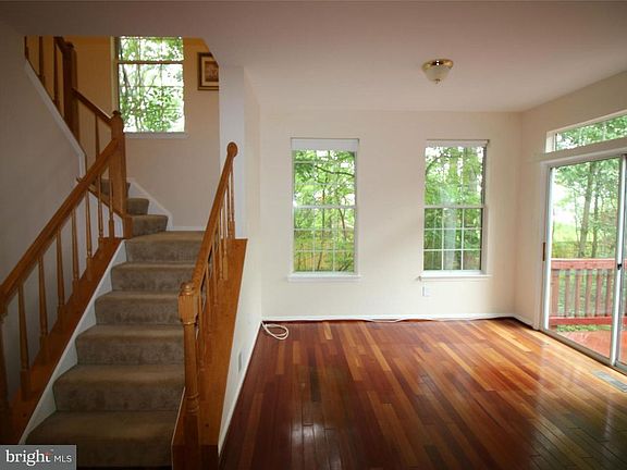 5th image of 14607 Stream Pond Dr