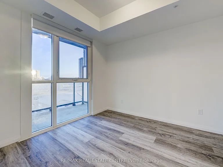 108 Garment St #810 — Photo 14