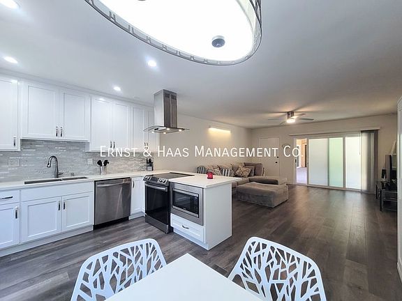 5th image of 2033 E 3rd St Unit 1K