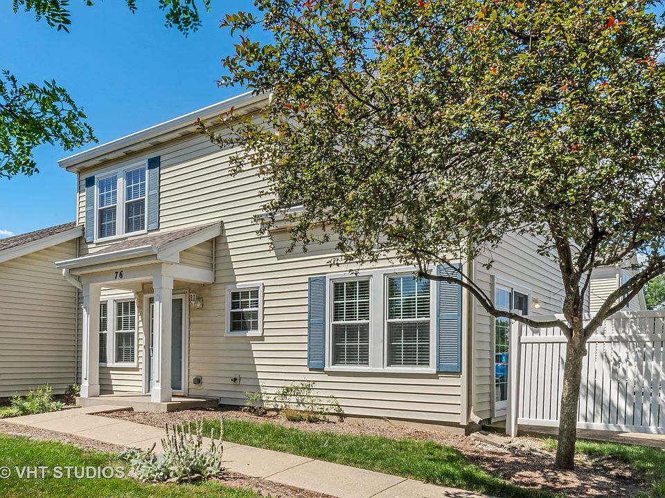 1st image of 76 Waterbury Cir