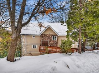 901 Jagerhorn Dr, Lake Arrowhead, CA 92352