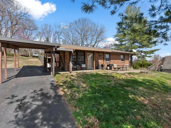 85 Sena Fawn Dr, Cape Girardeau, MO 63701