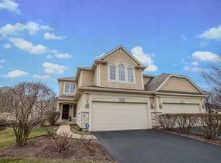 2381 Greenbrook Dr, Aurora, IL 60502