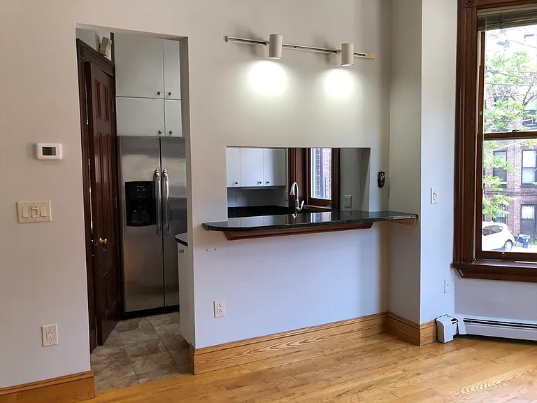 393 Marlborough St #2 — Photo 7