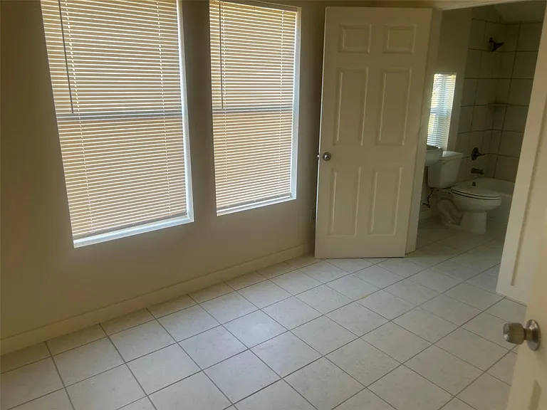 602 Cordell St — Photo 12