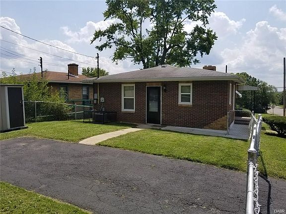 5th image of 1104 Catalpa Dr