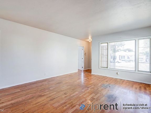 2nd image of 1911 Georgia St