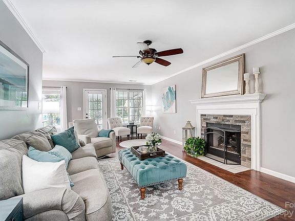 5th image of 7908 Vermilion Dr