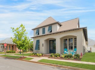 206 Catamaran Dr, Youngsville, LA 70592