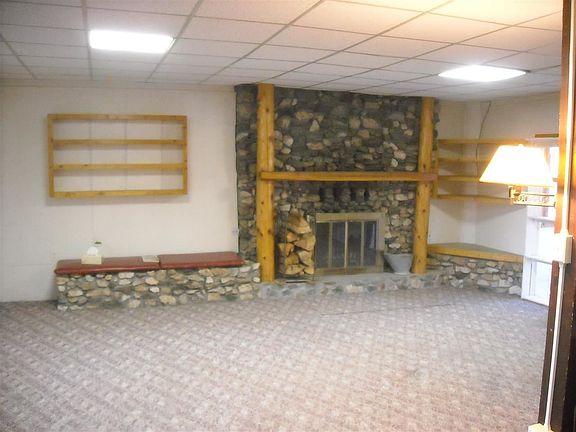 5th image of 1411 Ziegler St