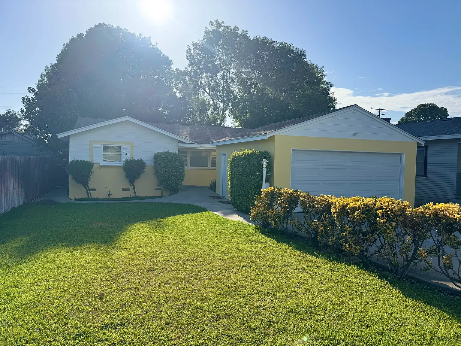 3 bed, 1214 sqft, $3,600 — Photo 1
