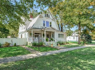 1217 N State St, Litchfield, IL