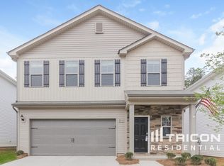 213 Spring Knoll Dr, Charlotte, NC 28262