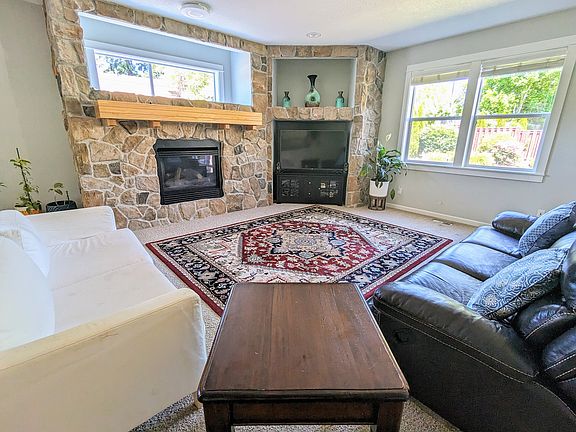 Luxury stone built in gas fire place