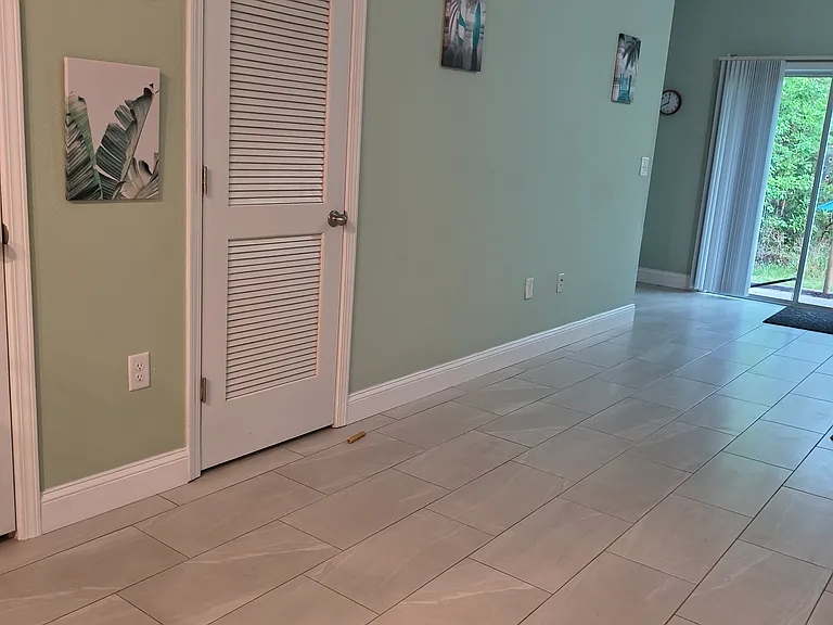 63 Scotch Pebble Dr — Photo 2
