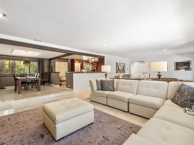 700 Camino Del Norte — Photo 10