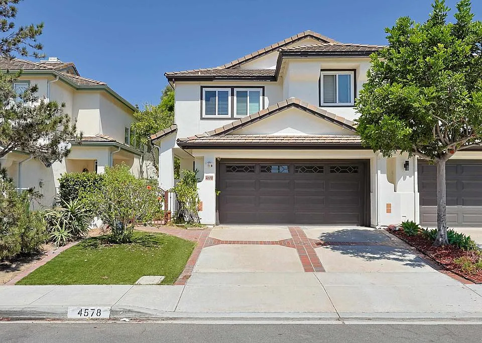 4578 Da Vinci St