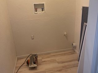 933 S Newton St, Denver, CO 80219