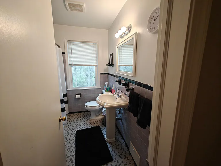 Full Bathroom #2, serves Bedrooms 3 and 4.