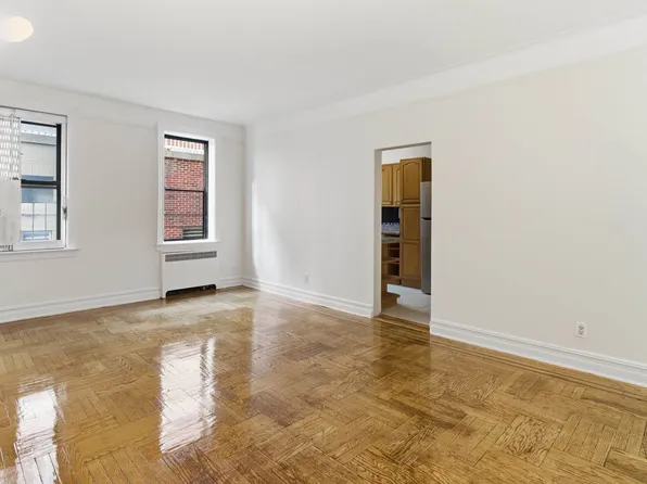 34-20 83rd Street image 2 of 10