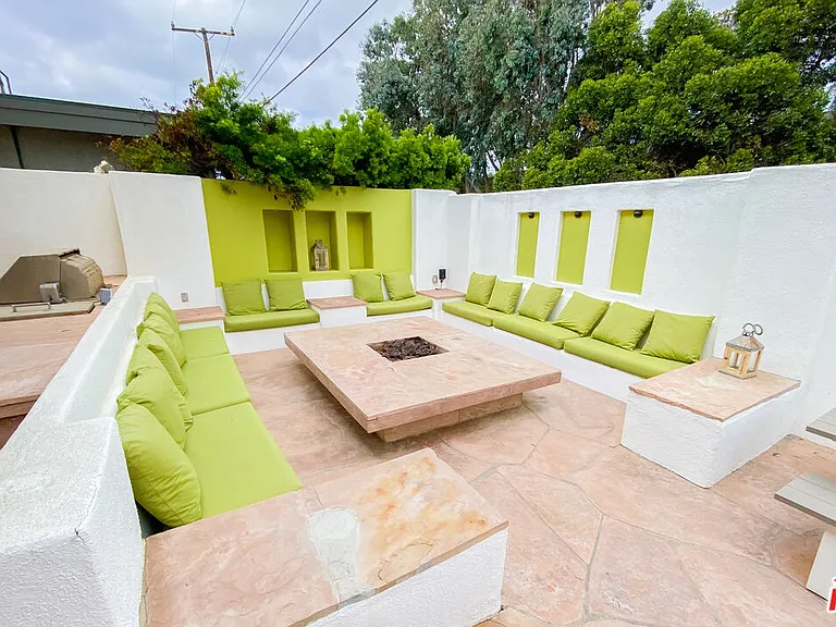 27112 Malibu Cove Colony Dr — Photo 36