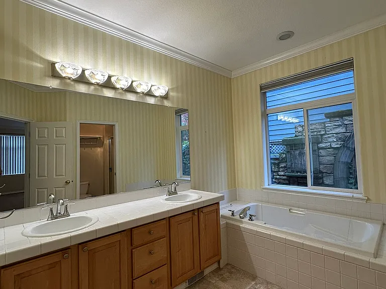 17855 SW Mandel Ln — Photo 14