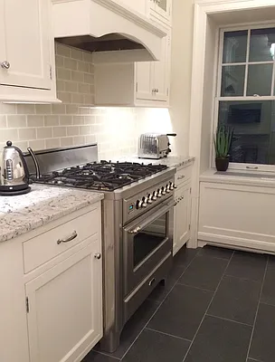 Sold by HomeDax Real Estate | media 25