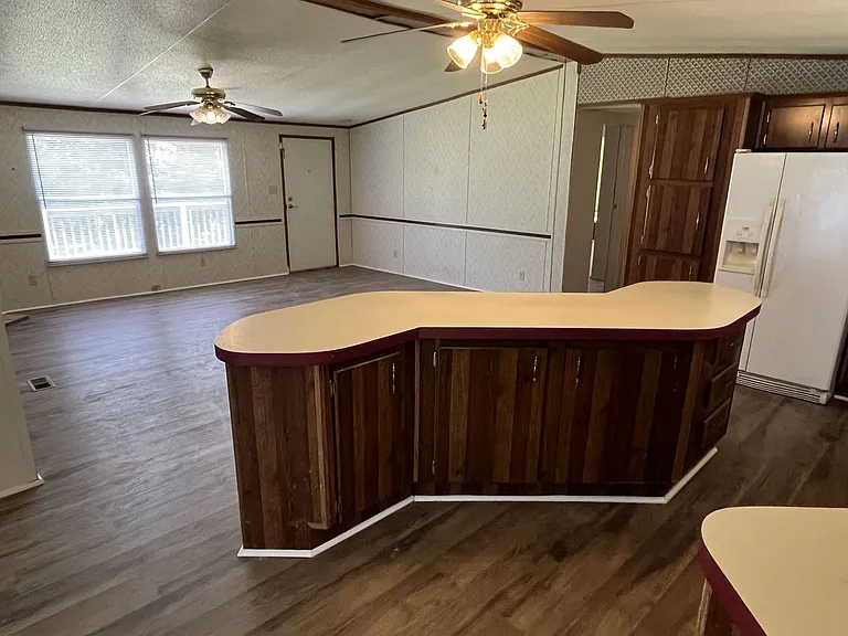 15422 Sharpe Rd — Photo 8