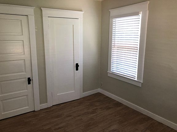 5th image of 2504 Hermosa Ave